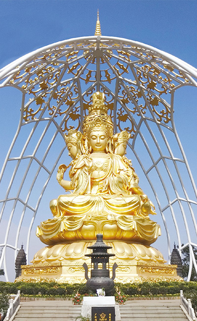 The 23.69-meter bronze statue of Guanyin in the OCT East Shenzhen